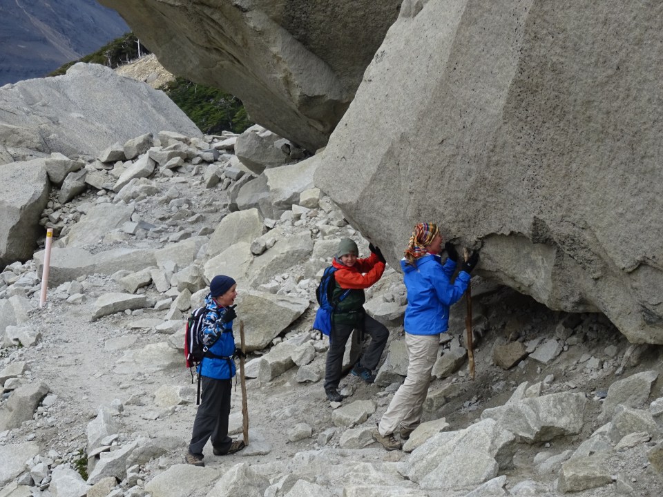 Quick! Mom, Gavin hold the rock.