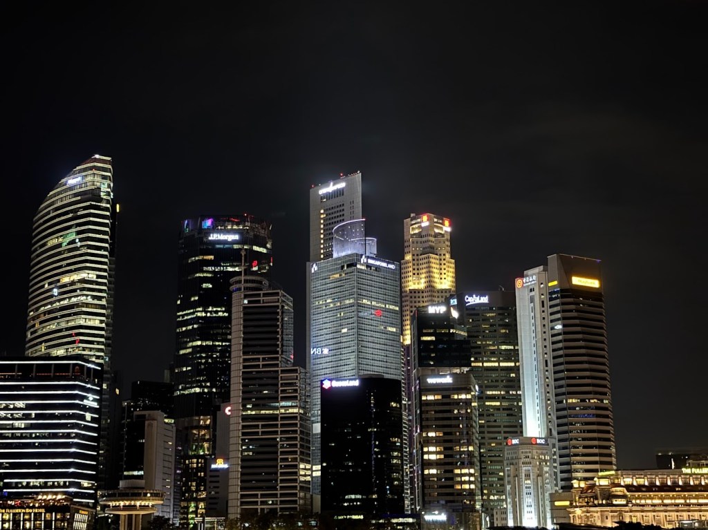Singapore – Playing Tourist in a BIG&nbsp;Way.